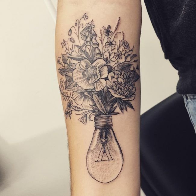 10 Charming Feminine Tattoo Designs Top Beauty Magazines