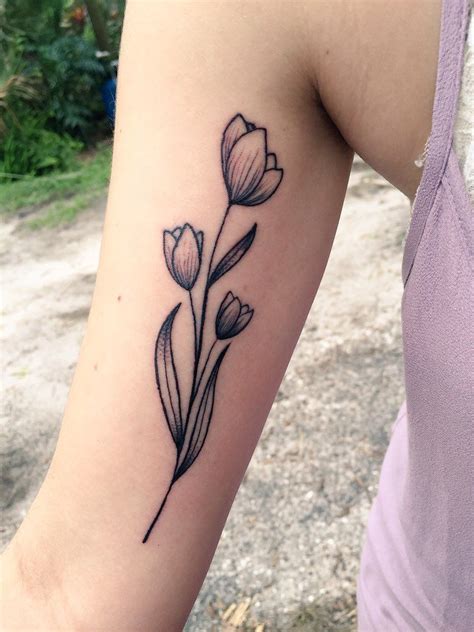 190 Vibrant Tulip Tattoos Designs And Ideas 2024 190 Vibrant Tulip Tattoos Designs And Ideas 2024