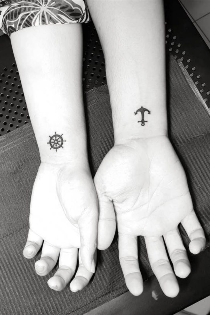 20 Unique Couple Tattoos For All The Lovers Out There Couple Tattoos