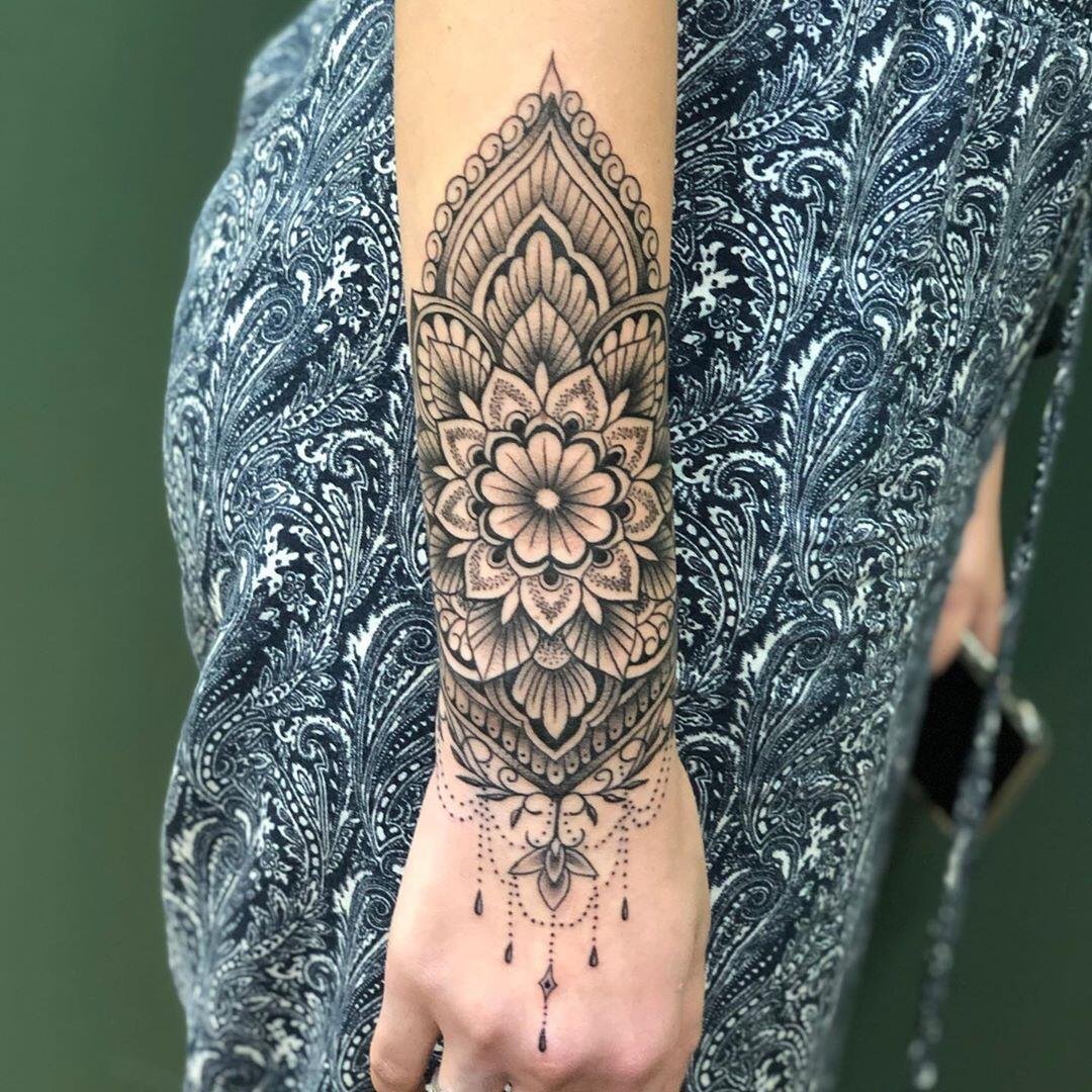 30 Mandala Tattoo Ideas And Templates 2024 Mandala Tattoo Designs Akapv