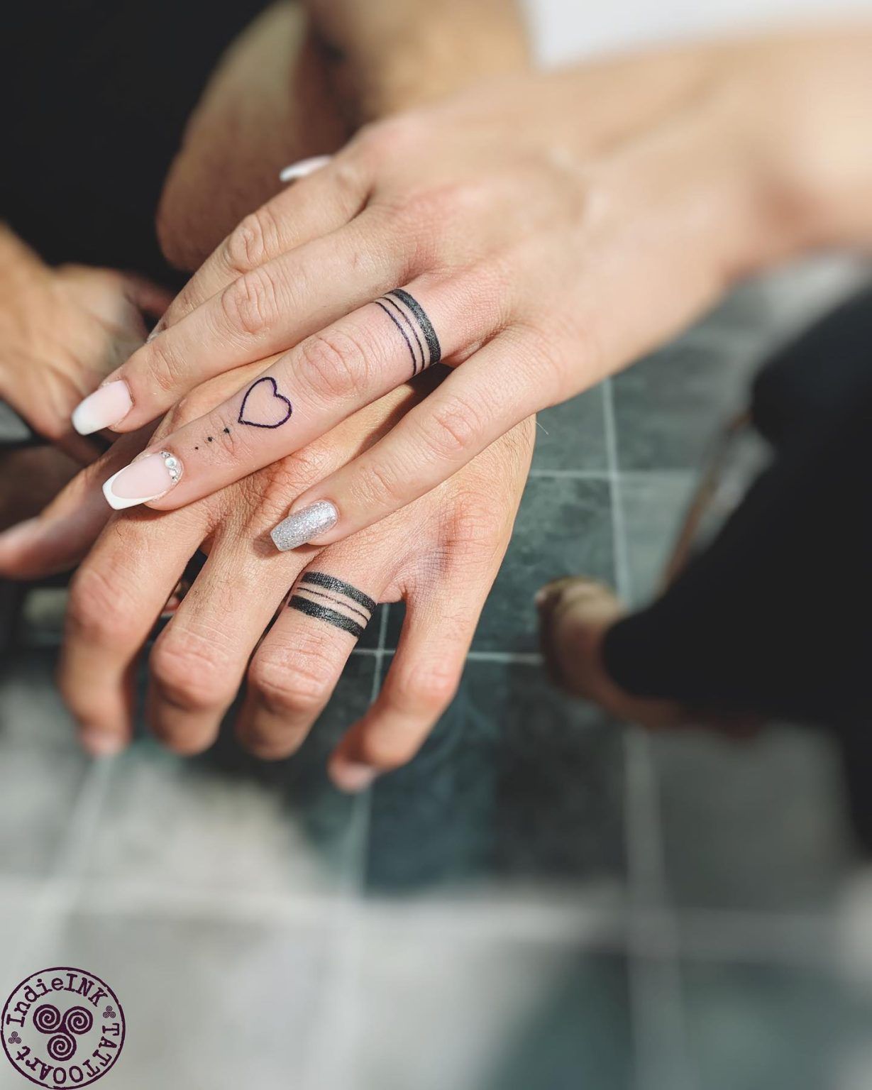 30 Unisex Wedding Ring Tattoos For Couples Artofit 30 Unisex Wedding Ring Tattoos For Couples Artofit