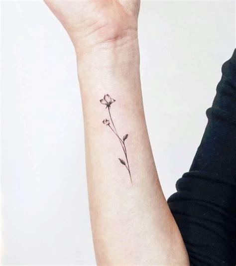 33 Small Amp Meaningful Wrist Tattoo Ideas Meaningful Wrist Tattoos