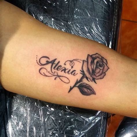 65 Memorable Name Tattoos Ideas And Designs On Arm