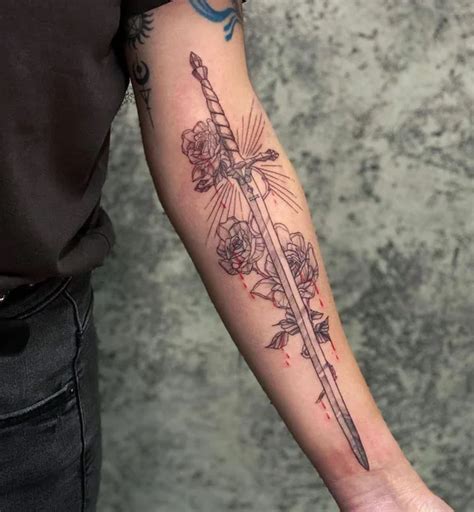 68 Creative Sword Tattoos That Can Cater To Every Purpose