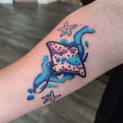 68 Electrifying Stingray Tattoo Ideas To Stand Out