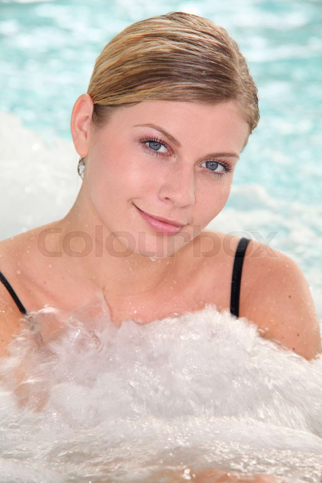 Back View Of Nacked Woman Relaxing In Jacuzzi Outdoors 23142940 Stock Photo At Vecteezy