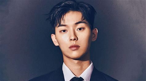 Choi Hyun Wook Amp 39 S Management Company Released A Statement After The Actor Accidentally Posts A