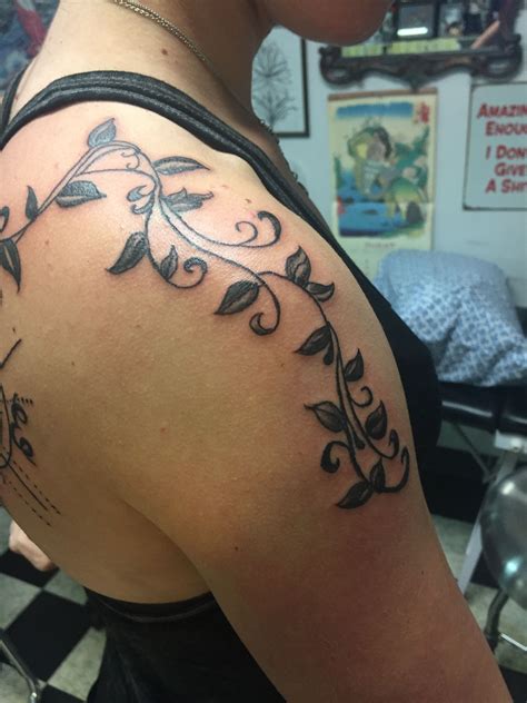 Introducing Flower And Vine Tattoo For A Fun And Playful Twist Alexis Introducing Flower And Vine Tattoo For A Fun And Playful Twist Alexis