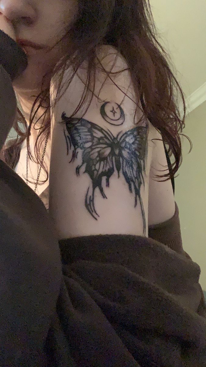 Pin On Tattoos Unique Butterfly Tattoos Hand Tattoos For Girls Pin On Tattoos Unique Butterfly Tattoos Hand Tattoos For Girls