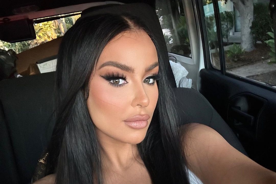 Tana Mongeau Biography Career Net Worth Kadhal Net Tana Mongeau Biography Career Net Worth Kadhal Net