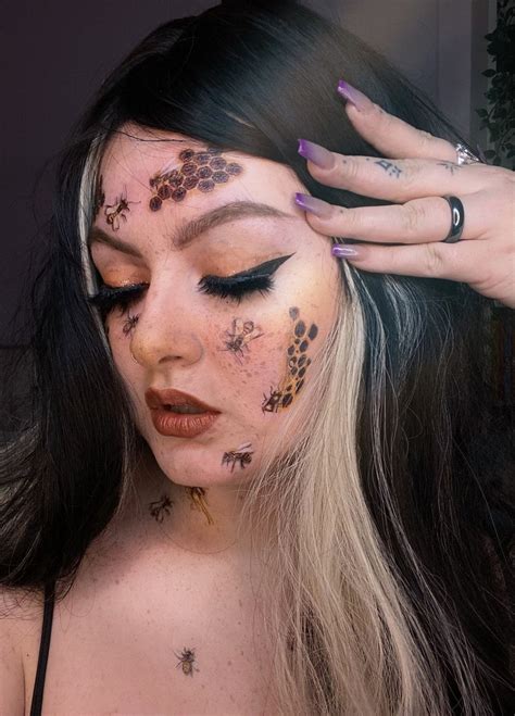 Cute Tattoos On Face - Dolby Vision