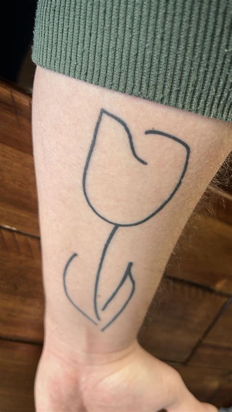 White Tulip Tattoos R Fringe White Tulip Tattoos R Fringe